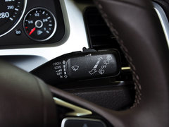 2011款 V6 TSI 标配型 5座