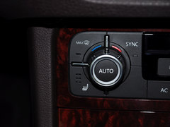 2011款 V6 TSI 标配型 5座