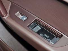 2011款 V6 TSI 标配型 5座