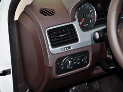 2011款 V6 TSI 标配型 5座