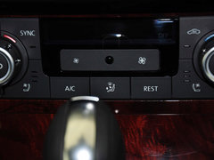 2011款 V6 TSI 舒适型 5座