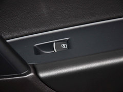2011款 V6 TSI 舒适型 5座