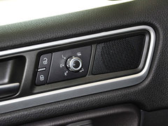 2011款 V6 TSI 舒适型 5座