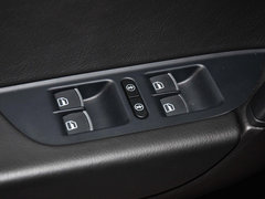 2011款 V6 TSI 舒适型 5座