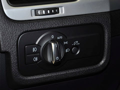 2011款 V6 TSI 舒适型 5座