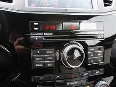 2011款 2.4L 自动 旗舰版