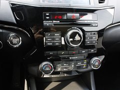 2011款 2.4L 自动 旗舰版