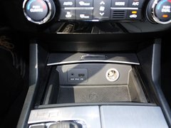 2011款 2.4L 自动 旗舰版