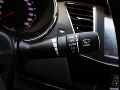 2011款 2.4L 自动 旗舰版