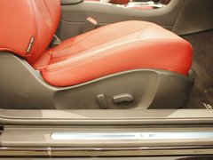 2010款 G37 3.7L 自动 硬顶敞篷红木饰版