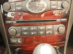 2010款 G37 3.7L 自动 硬顶敞篷红木饰版