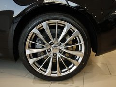2010款 G37 3.7L 自动 硬顶敞篷红木饰版