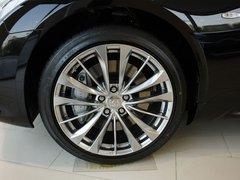 2010款 G37 3.7L 自动 硬顶敞篷红木饰版