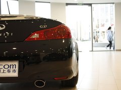 2010款 G37 3.7L 自动 硬顶敞篷红木饰版