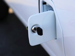 2010款 1.0 手动 新动力豪华型