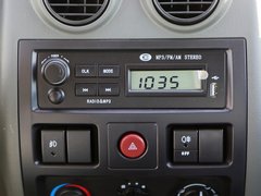 2010款 1.0 手动 新动力豪华型