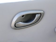 2010款 1.0 手动 新动力豪华型