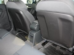 奥迪(进口)  A3 Sportback 1.4T 第一排座椅靠背后方