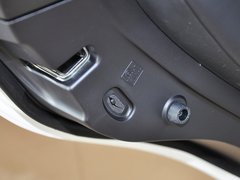 2011款 250 2.5 自动 炫动版