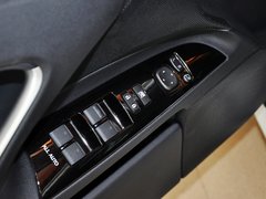 2011款 250 2.5 自动 炫动版