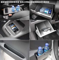 2011款 2.0 手动 舒适型 7座