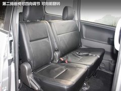 2011款 2.0 手动 舒适型 7座