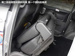 2011款 2.0 手动 舒适型 7座