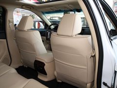 2011款 3.5L 自动 尊贵版 5座