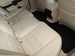 2011款 3.5L 自动 尊贵版 5座