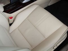 2011款 3.5L 自动 尊贵版 5座