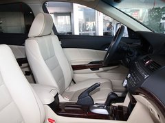 2011款 3.5L 自动 尊贵版 5座