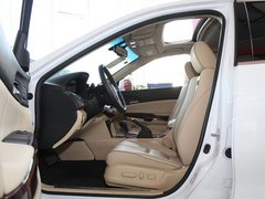 2011款 3.5L 自动 尊贵版 5座