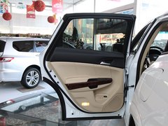 2011款 3.5L 自动 尊贵版 5座