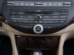 2011款 3.5L 自动 尊贵版 5座