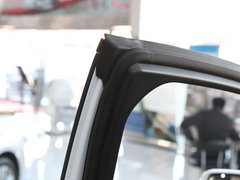 2011款 3.5L 自动 尊贵版 5座