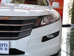 2011款 3.5L 自动 尊贵版 5座