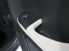 2012款 1.4L 自动 
