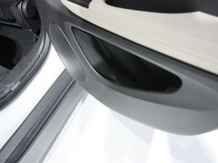 2012款 1.4L 自动 
