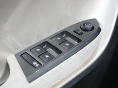 2012款 1.4L 自动 