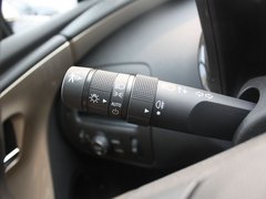 2012款 1.4L 自动 