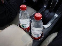 2012款 1.4L 自动 