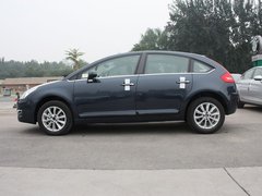 2011款 两厢 1.6 自动 炫雅型