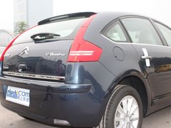 2011款 两厢 1.6 自动 炫雅型