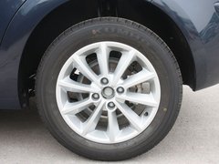 2011款 两厢 1.6 自动 炫雅型