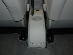 2011款 两厢 1.6 自动 炫雅型