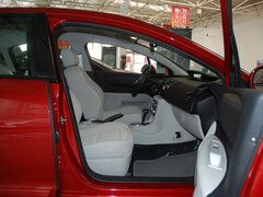 2011款 两厢 1.6 自动 炫雅型