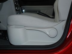 2011款 两厢 1.6 自动 炫雅型