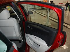 2011款 两厢 1.6 自动 炫雅型
