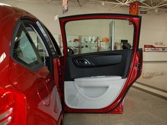 2011款 两厢 1.6 自动 炫雅型
