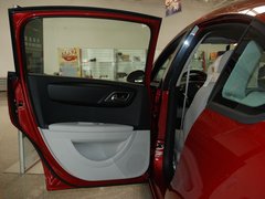 2011款 两厢 1.6 自动 炫雅型